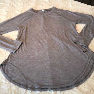 Under armor long sleeve top